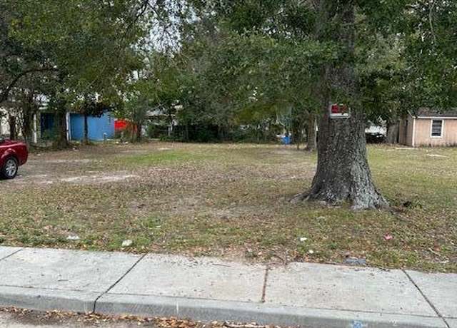 Property at 259 Laurel Ct, Biloxi, MS 39530
