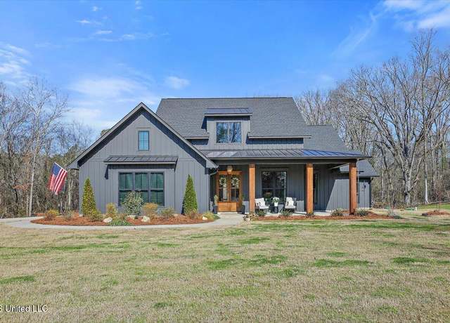 Property at 1800 Clinton Raymond Rd, Clinton, MS 39056, 4 beds, 3.5 baths
