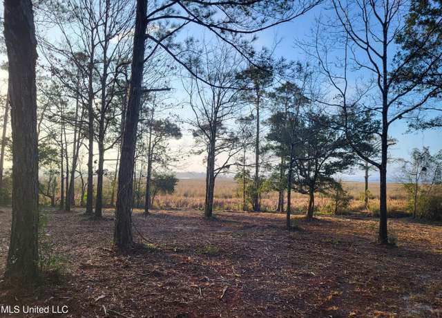 Property at W Oaklawn Rd, Biloxi, MS 39532