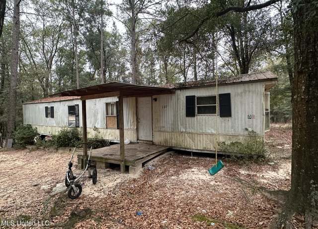 Property at 107 Maple St, Lucedale, MS 39452, 2 beds, 1 bath