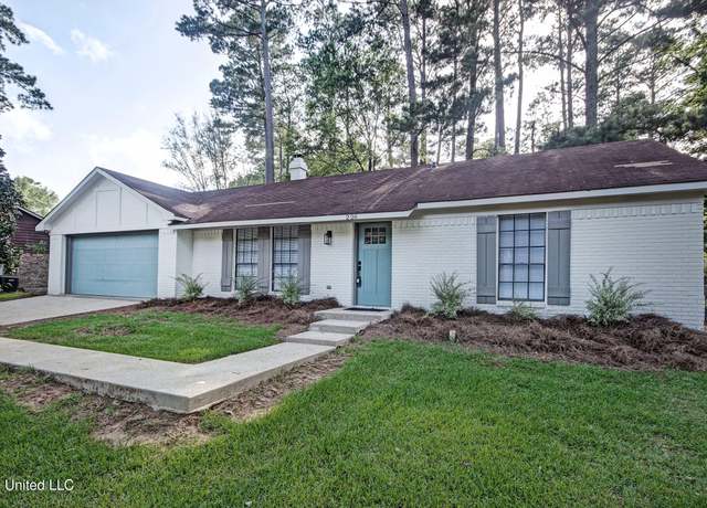 Property at 226 N Shenandoah Rd, Brandon, MS 39047, 3 beds, 2 baths