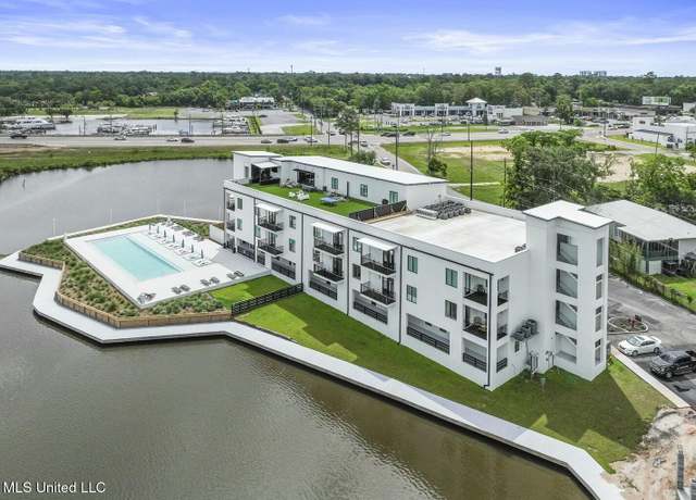 Property at 1302 Magnolia St #107, Gulfport, MS 39507, 1 bed, 1 bath