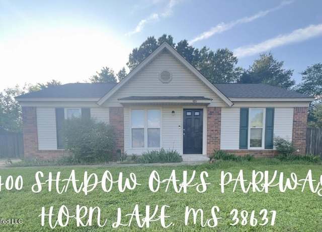 Property at 3400 Shadow Oaks Pkwy, Horn Lake, MS 38637, 3 beds, 2 baths