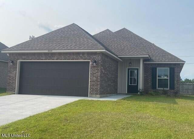 Property at 18028 Evergreen Dr, Gulfport, MS 39503, 3 beds, 2 baths