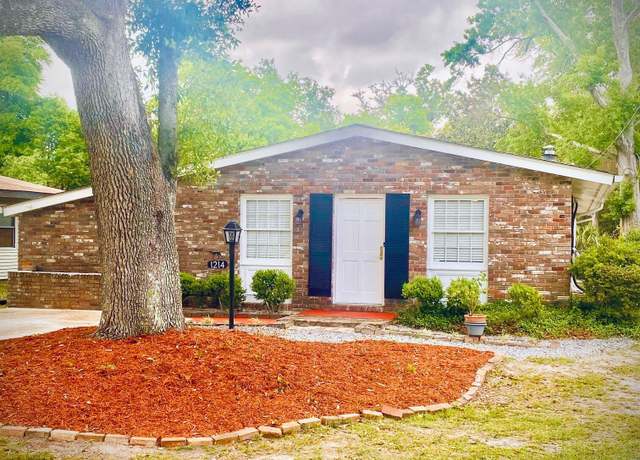 Property at 1214 22nd St, Gulfport, MS 39501, 3 beds, 2.5 baths