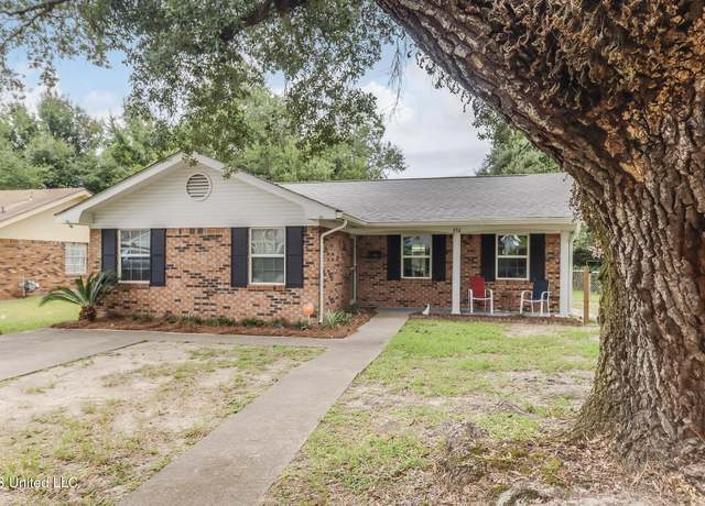 Property at 492 Weaver Ave, Gulfport, MS 39507, 3 beds, 2 baths