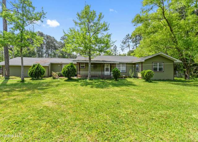 Property at 13291 Larkin Dr, Biloxi, MS 39532, 3 beds, 2.5 baths