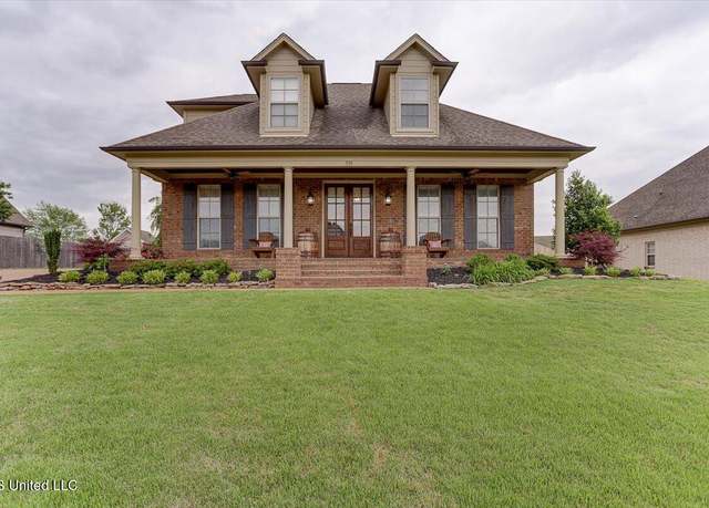 Property at 598 Benton Dr, Nesbit, MS 38651, 4 beds, 3.5 baths