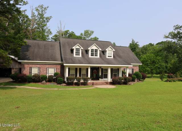 Property at 2230 Wildwood Dr, Florence, MS 39073, 5 beds, 4 baths