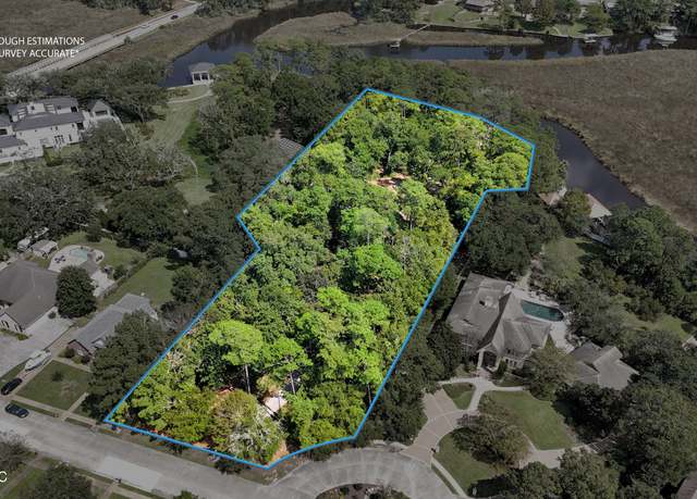 Property at 3612 Perryman Rd, Ocean Springs, MS 39564