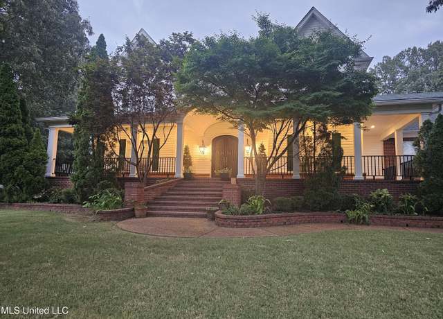 Property at 4424 Rebekah Dr, Olive Branch, MS 38654, 4 beds, 3.5 baths