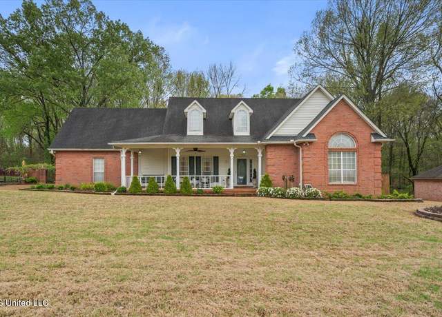 Property at 8777 Bell Ridge Dr, Olive Branch, MS 38654, 4 beds, 2.5 baths