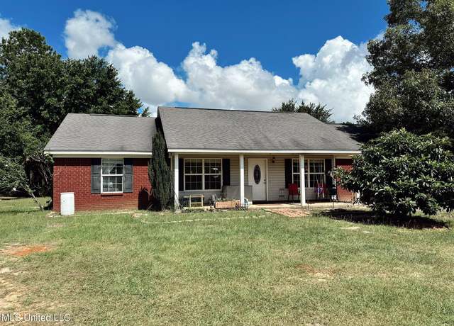 Property at 149 Sizemore Dr #33, Lucedale, MS 39452, 4 beds, 2 baths