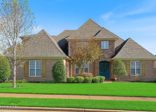 Property at 6222 S Bear Cv, Olive Branch, MS 38654, 6 beds, 5 baths