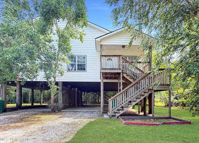 Property at 7011-13 W Marion St, Bay Saint Louis, MS 39520, 6 beds, 4 baths