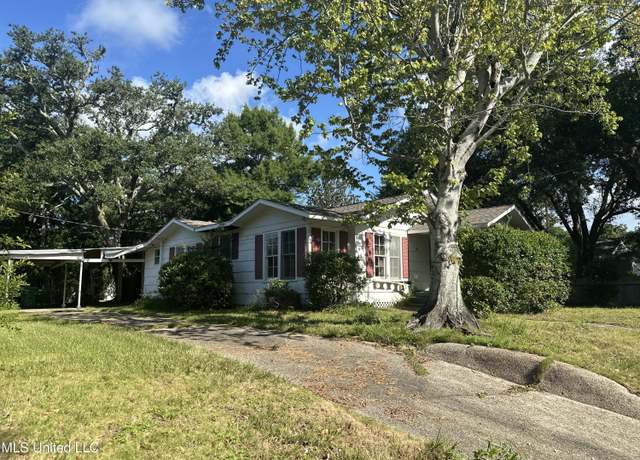 Property at 805 42nd Ave, Gulfport, MS 39501, 2 beds, 2 baths