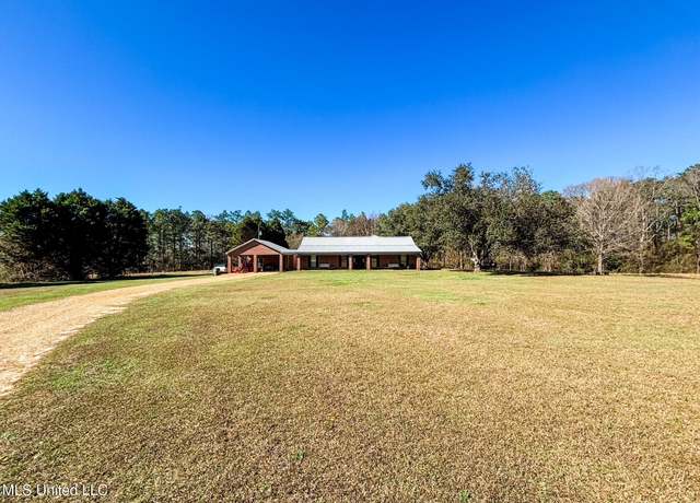 Property at 21 Cozy Corner Rd, Wiggins, MS 39577, 3 beds, 2 baths