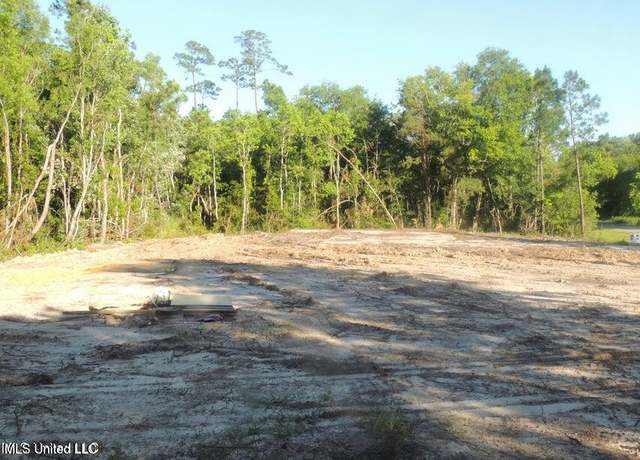 Property at 202 Vacation Ln, Waveland, MS 39576