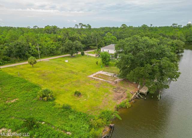Property at 128 Mimosa St, Pass Christian, MS 39571