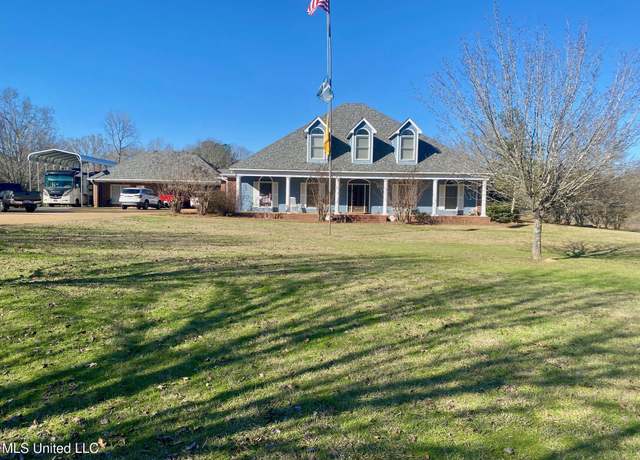 Property at 716 Whitfield Rd, Brandon, MS 39042, 5 beds, 4.5 baths