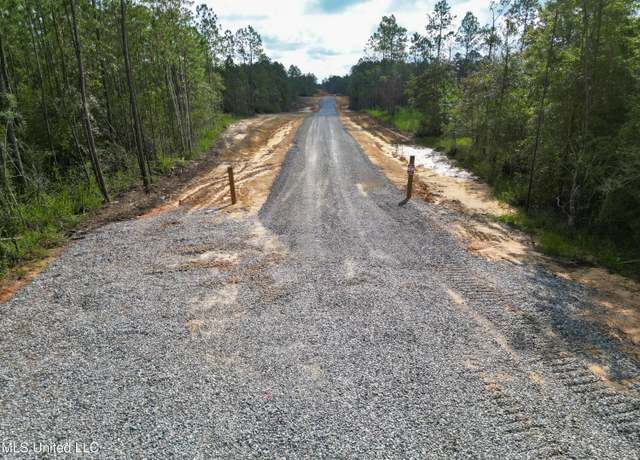 Property at 0 Fenton Dedeaux Rd, Kiln, MS 39556