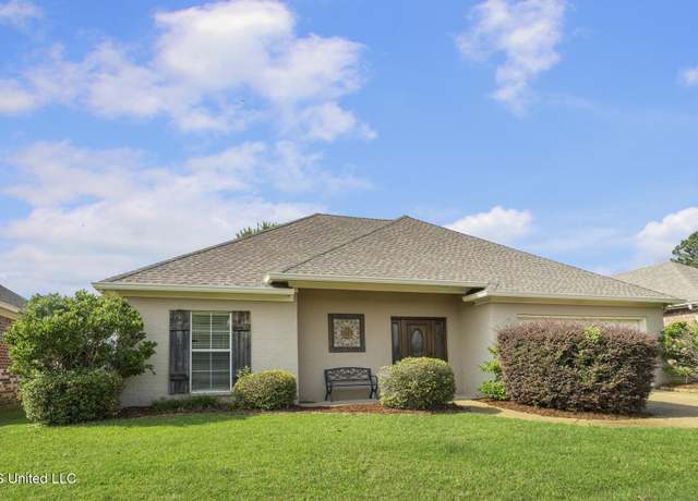 Property at 153 Regatta Dr, Brandon, MS 39047, 3 beds, 2 baths