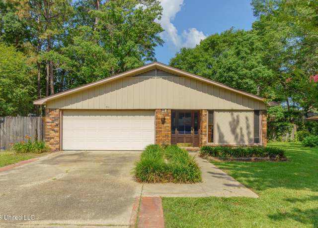 Property at 711 Monterrey Ln, Hattiesburg, MS 39402, 3 beds, 2 baths