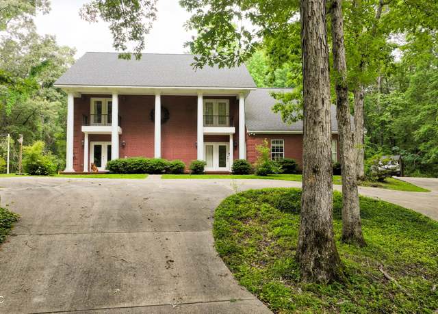 Property at 8855 Pine Springs Rd, Meridian, MS 39305, 4 beds, 3.5 baths