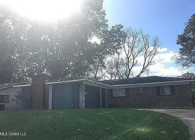 Property at 3368 Casa Grande Cir, Jackson, MS 39209, 3 beds, 2 baths