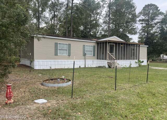 Property at 6285 W Clay St, Bay Saint Louis, MS 39520, 3 beds, 2 baths