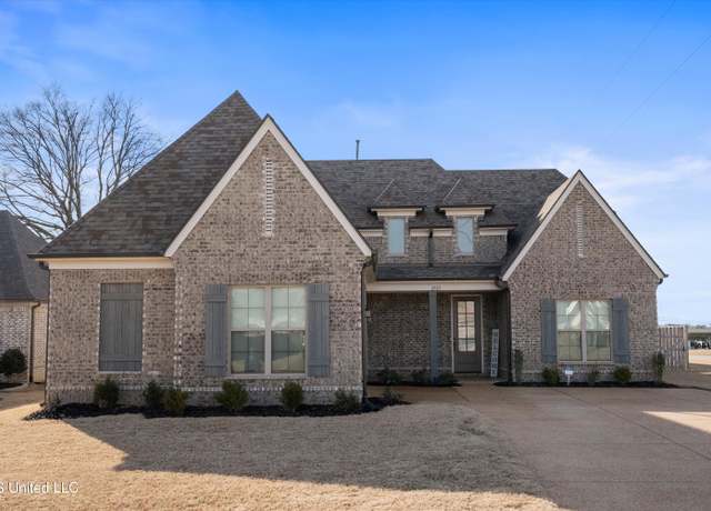 Property at 2923 Liam Ln, Nesbit, MS 38651, 4 beds, 3.5 baths