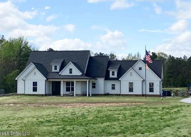 Property at 68 Belle Meade Rd Rd, Holly Springs, MS 38635, 3 beds, 2.5 baths