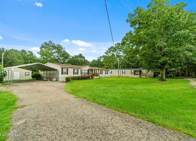 Property at 516 Smith Rd, Carson, MS 39427, 3 beds, 2 baths