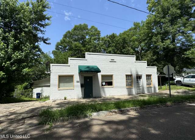Property at 128 Melrose Ave, Natchez, MS 39120, 2 beds, 2 baths