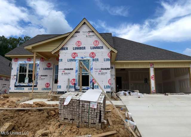 Property at 400 Hyde Park Cv, Brandon, MS 39042, 5 beds, 3 baths