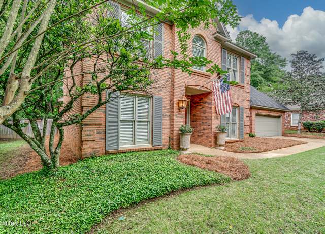 Property at 204 Westfield Rd, Ridgeland, MS 39157, 4 beds, 3 baths