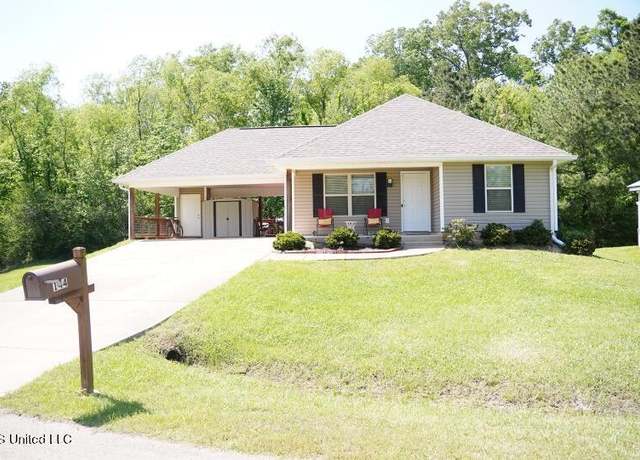 Property at 144 Cedar Brook Dr, Pearl, MS 39208, 3 beds, 2 baths