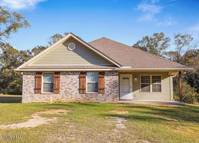 Property at 820 Rock Ranch Rd, Carriere, MS 39426, 4 beds, 2 baths