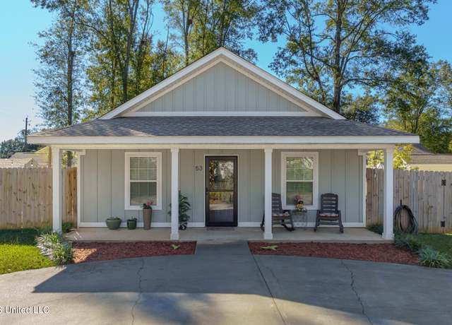 Property at 53 2nd Ave, Lucedale, MS 39452, 3 beds, 2 baths