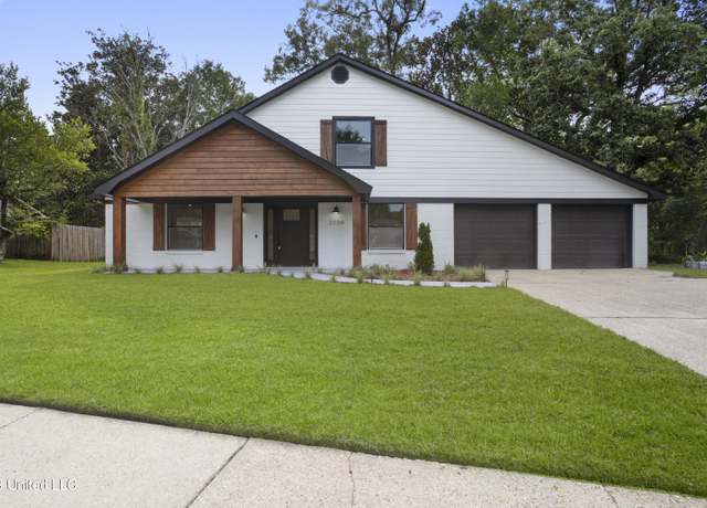 Property at 2724 Walton Dr, Ocean Springs, MS 39564, 4 beds, 2.5 baths