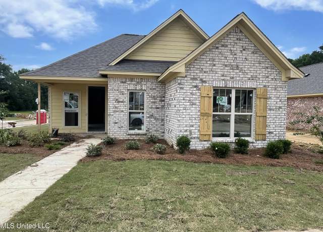 Property at 110 Hyde Park Cv, Brandon, MS 39042, 3 beds, 2 baths