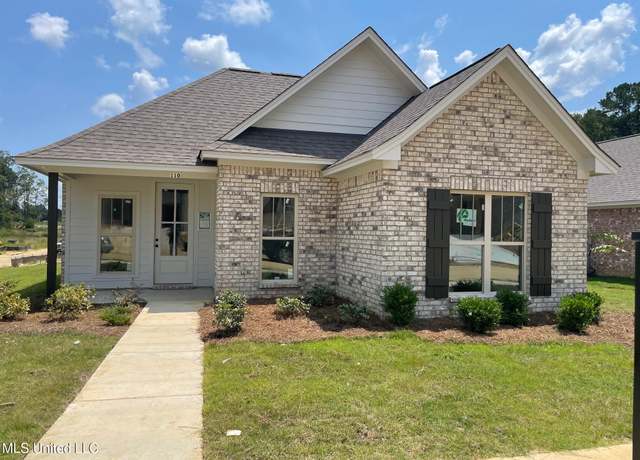 Property at 110 Hyde Park Cv, Brandon, MS 39042, 3 beds, 2 baths