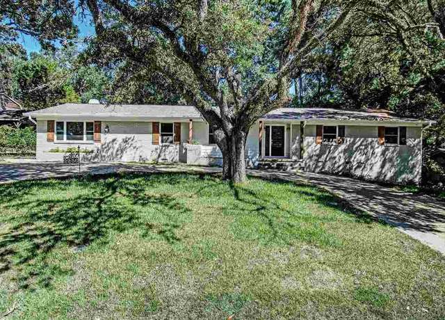 Property at 2256 N Cheryl Dr, Jackson, MS 39211, 4 beds, 2.5 baths
