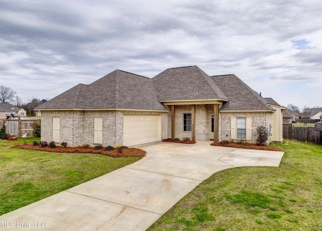 Property at 102 Leah Cv, Canton, MS 39046, 3 beds, 2 baths