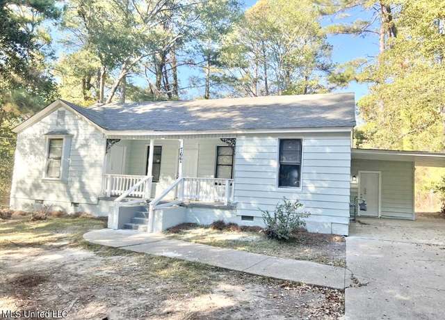 Property at 766 Monterey St Unit A-B, Jackson, MS 39204, 5 beds, 3 baths