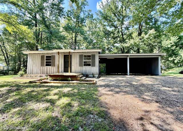 Property at 303 E Dewey Camp Dr, Florence, MS 39073, 2 beds, 1 bath
