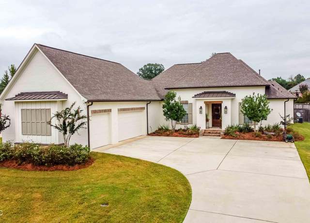 Property at 308 Leland Dr, Brandon, MS 39042, 4 beds, 3.5 baths