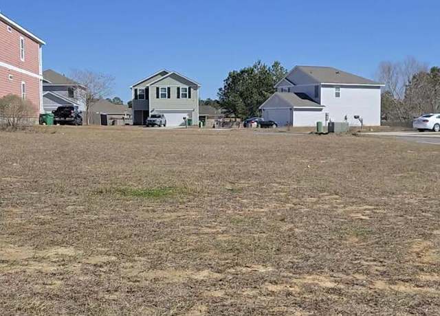 Property at 2124 SE Magazine St, Ocean Springs, MS 39564
