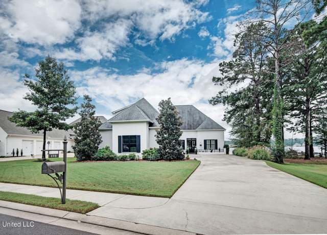 Property at 175 Harbor View Dr, Madison, MS 39110, 4 beds, 4.5 baths
