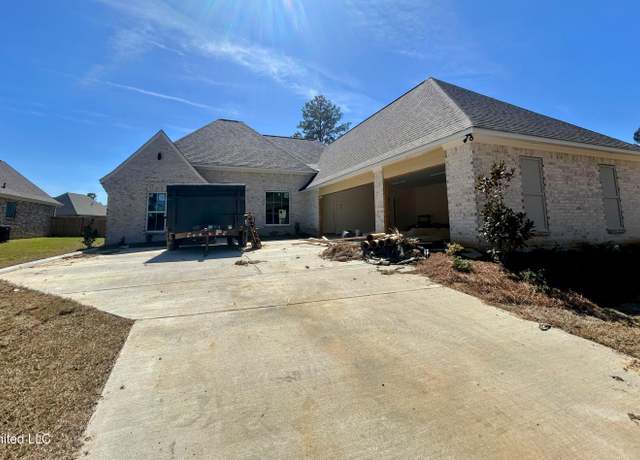 Property at 103 Charleston Ln, Madison, MS 39110, 4 beds, 3 baths
